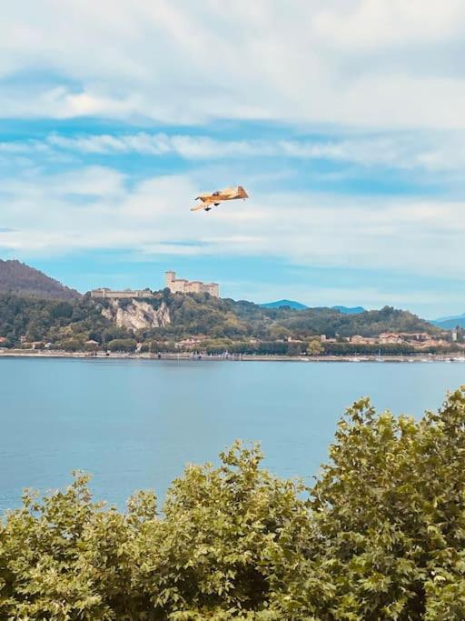 Babalu Con Vista Lago อาโรนา ภายนอก รูปภาพ